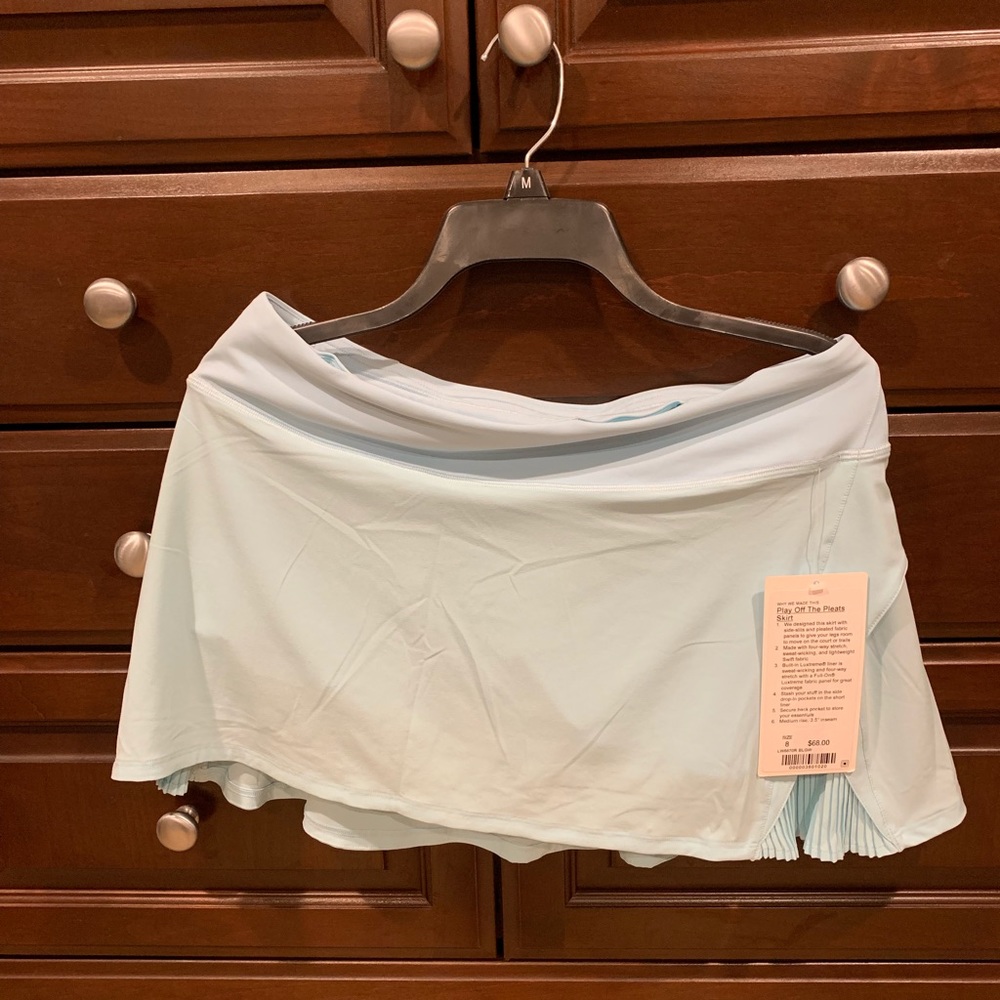 LuLuLemon tennis skirt size 8 reg New with tags